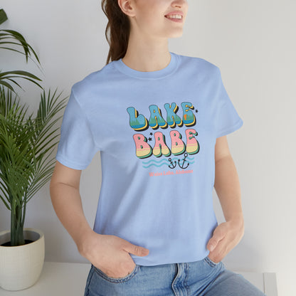 Lake Babe - Weiss Lake T-Shirt